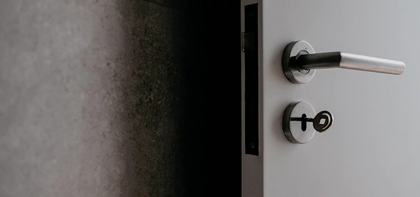 Front Door Handle Repair And Installation in Durham, CA