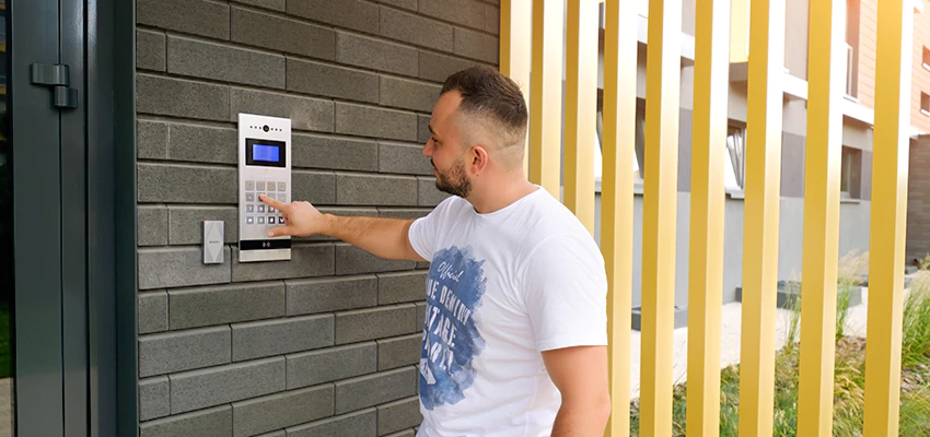 Locksmith Company For Smart Lock System Installation in Durham, California